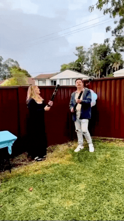 60cm Jumbo Cannon Value Bundle – 4 Extra Large Gender Reveal Powder Smoke Popper Pack (Pink or Blue)