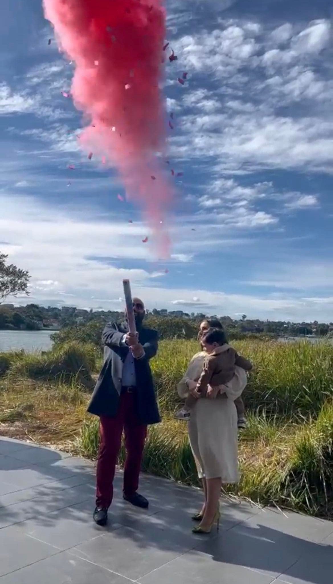 confetti cannon gender reveal confetti cannon confetti cannon Australia confetti cannon handheld handheld confetti cannon Sydney Confetti cannon gender reveal confetti pink gender reveal cannon blue gender reveal cannon baby shower gender reveal party Powder cannon holi powder cannon gender reveal cannon gender reveal powder cannon Australia gender reveal powder cannon