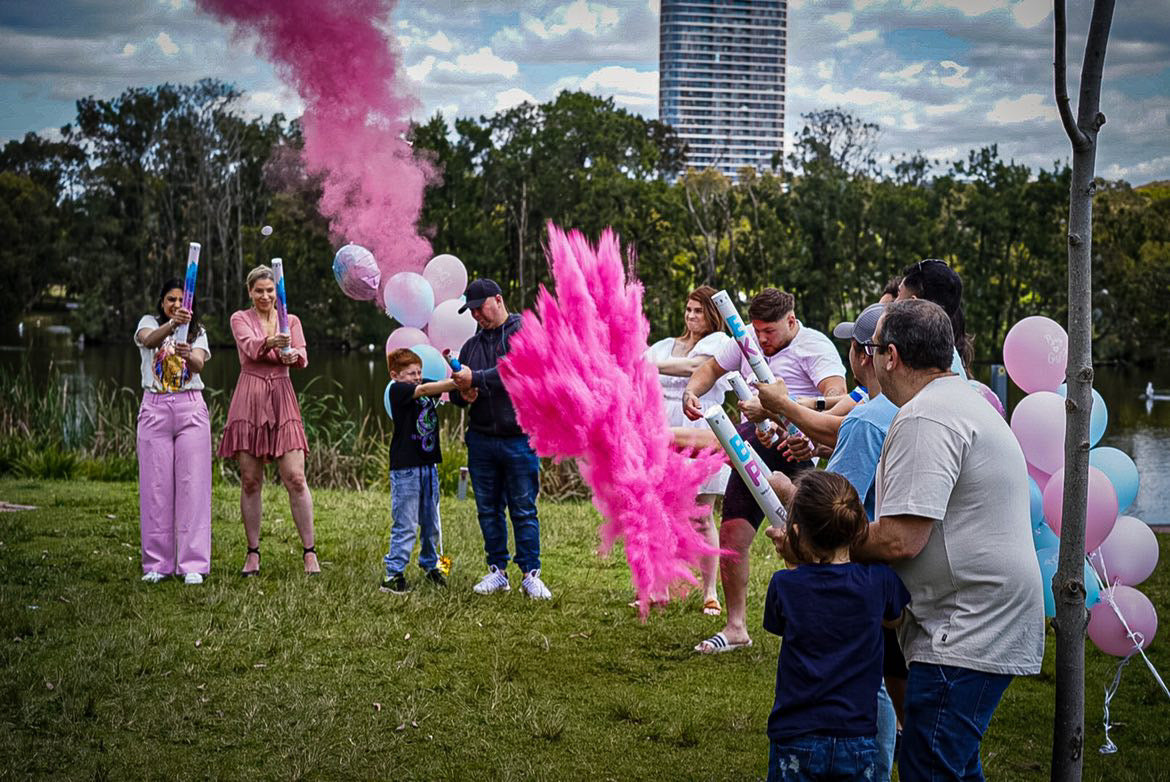 Sydney Australia smoke powder explosive rugby ball NRL league footy football gender reveal he or she boy or girl y Sydney Australia powder holi powder kit pink or blue powder DIY Joyful reveals surprise top secret AFL Pink it's a girl It's a boy blue