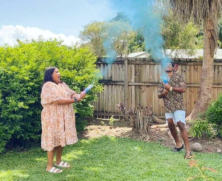 Powder cannon holi powder cannon gender reveal cannon gender reveal powder cannon Australia gender reveal powder cannon Sydney smoke cannon gender reveal smoke cannon pink powder cannon blue powder cannon powder popper smoke popper gender reveal popper baby shower handheld cannon